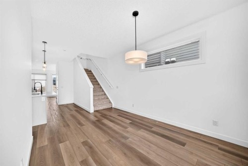125 Herron Mews Ne, Calgary, AB - Indoor Photo Showing Other Room