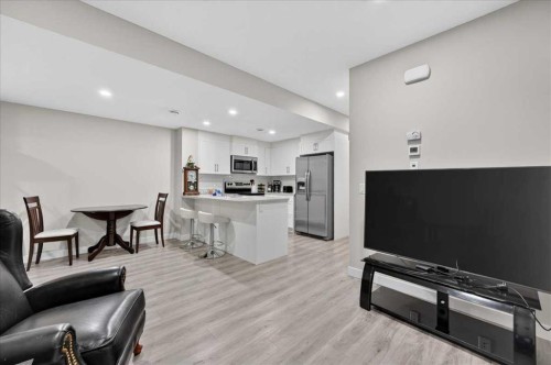 97 Seton Manor Se, Calgary, AB - Indoor