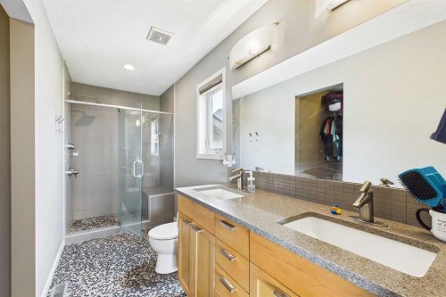 169 Brightonwoods Gardens Se, Calgary, AB - Indoor Photo Showing Bathroom