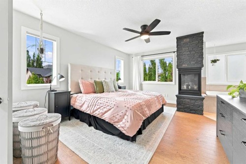 4 Silverado Saddle Court Sw, Calgary, AB - Indoor Photo Showing Bedroom