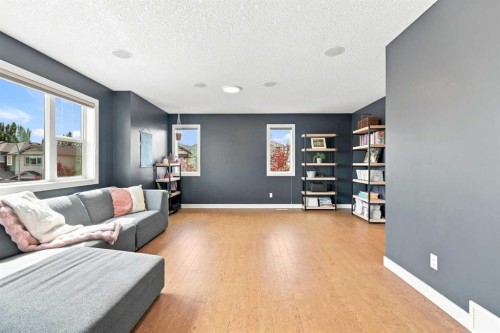 4 Silverado Saddle Court Sw, Calgary, AB - Indoor Photo Showing Living Room