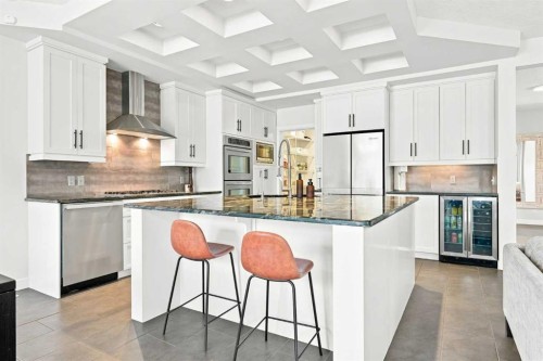 4 Silverado Saddle Court Sw, Calgary, AB - Indoor Photo Showing Kitchen With Upgraded Kitchen