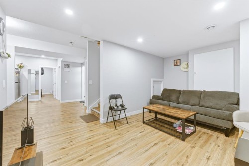 14 Belvedere Point Se, Calgary, AB - Indoor Photo Showing Other Room