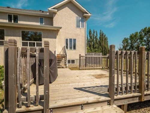 338 Deer Run Place West, Rural Lethbridge County, AB - Outdoor
