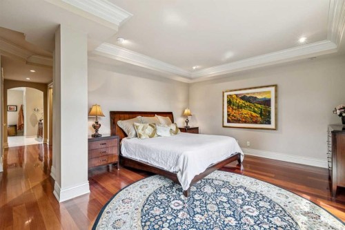708 Hillcrest Avenue Sw, Calgary, AB - Indoor Photo Showing Bedroom