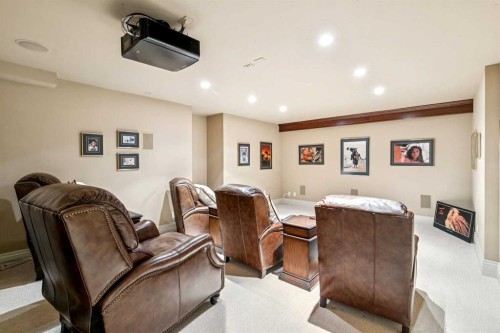708 Hillcrest Avenue Sw, Calgary, AB - Indoor