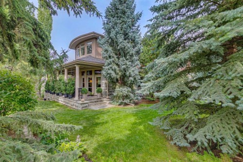 708 Hillcrest Avenue Sw, Calgary, AB - Outdoor