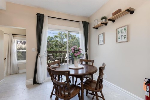 1517 12 Avenue Sw, Calgary, AB - Indoor Photo Showing Dining Room