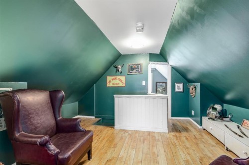 1517 12 Avenue Sw, Calgary, AB - Indoor