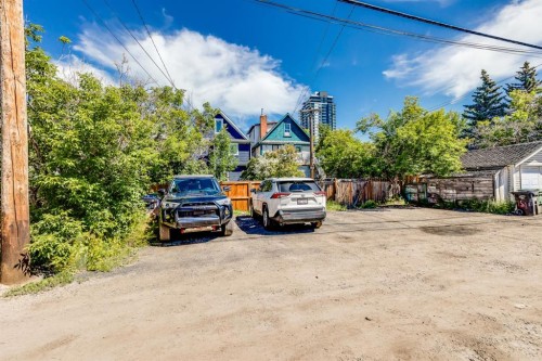 1517 12 Avenue Sw, Calgary, AB - Outdoor