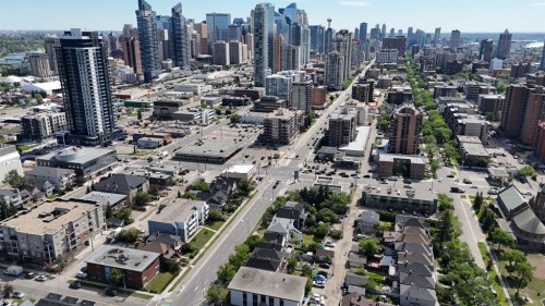 1517 12 Avenue Sw, Calgary, AB - Outdoor With View