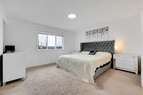 6 Aspen Stone Mews Sw, Calgary, AB - Indoor Photo Showing Bedroom