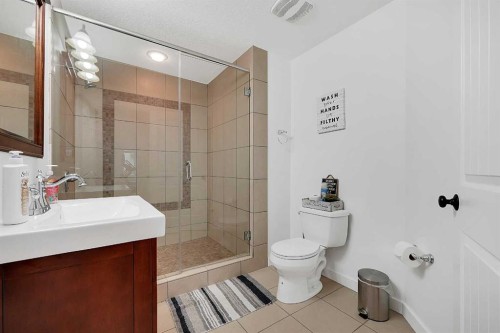 6 Aspen Stone Mews Sw, Calgary, AB - Indoor Photo Showing Bathroom