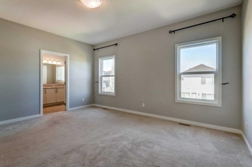 39 Walcrest View Se, Calgary, AB - Indoor Photo Showing Other Room