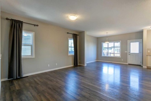 39 Walcrest View Se, Calgary, AB - Indoor Photo Showing Other Room