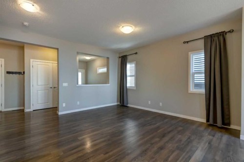 39 Walcrest View Se, Calgary, AB - Indoor Photo Showing Other Room