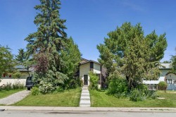 2524 106 Avenue SW Calgary, AB T2W 2H9