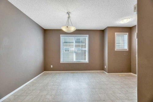 80 Elgin Gardens Se, Calgary, AB - Indoor Photo Showing Other Room