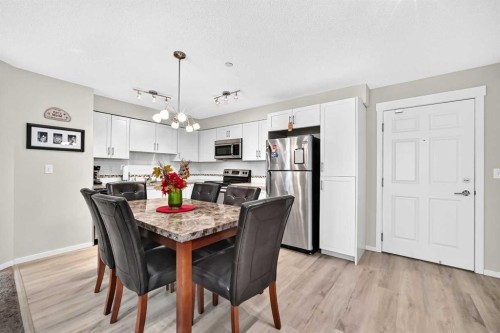 5210-279 Copperpond Common Se, Calgary, AB - Indoor Photo Showing Dining Room