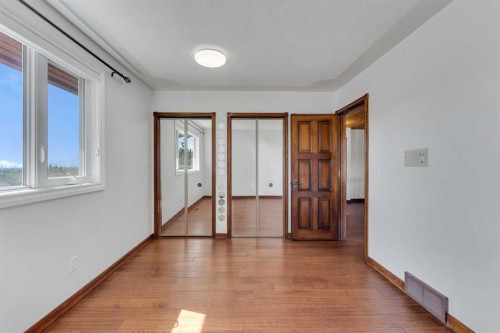 4 Edgehill Crescent Nw, Calgary, AB 