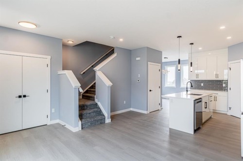 1995 Mccaskill Drive, Crossfield, AB - Indoor Photo Showing Kitchen