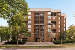 701-1123 13 Avenue SW Calgary, AB T2R 0L7