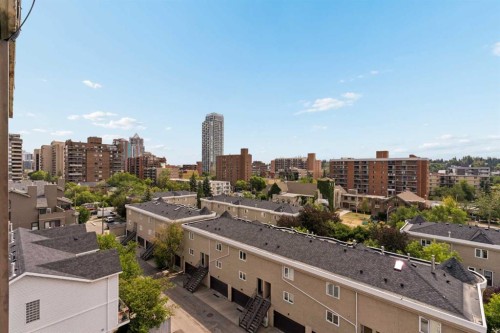 701-1123 13 Avenue Sw, Calgary, AB - Outdoor With View