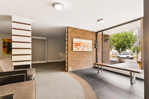 701-1123 13 Avenue Sw, Calgary, AB - Indoor Photo Showing Other Room