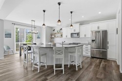 25 Yorkville Green SW Calgary, AB T2X 4J8
