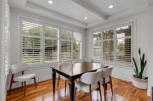 72 Quarry Landing Se, Calgary, AB - Indoor Photo Showing Dining Room