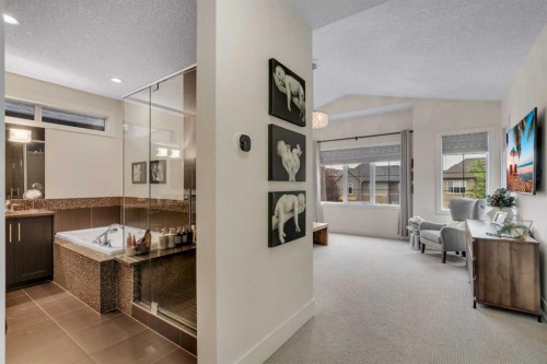 72 Quarry Landing Se, Calgary, AB - Indoor