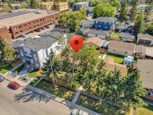 6127 33 Avenue Nw, Calgary, AB - Outdoor With View