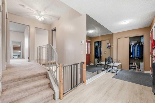 20 Bedwood Hill Ne, Calgary, AB - Indoor
