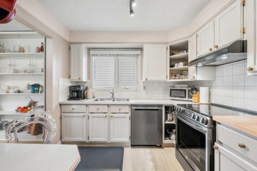 20 Bedwood Hill Ne, Calgary, AB - Indoor