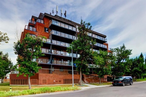 502-1900 25A Street SW Calgary, AB T3E 1Y5