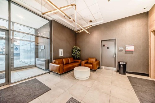 204-455 1 Avenue Ne, Calgary, AB - Indoor Photo Showing Other Room