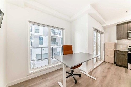 204-455 1 Avenue Ne, Calgary, AB - Indoor