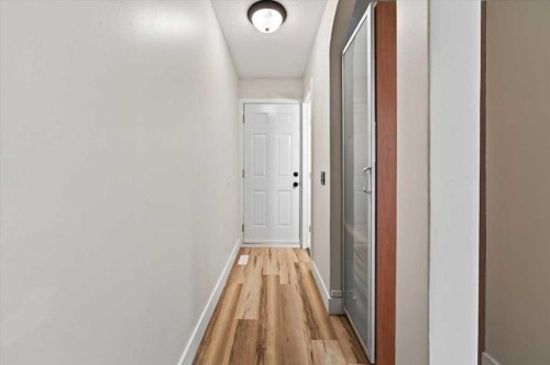 21 Woodhill Court Sw, Calgary, AB - Indoor Photo Showing Other Room