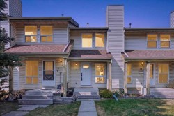 21 Woodhill Court SW Calgary, AB T2W 3P1