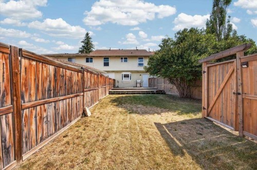 21 Woodhill Court Sw, Calgary, AB - Outdoor With Deck Patio Veranda