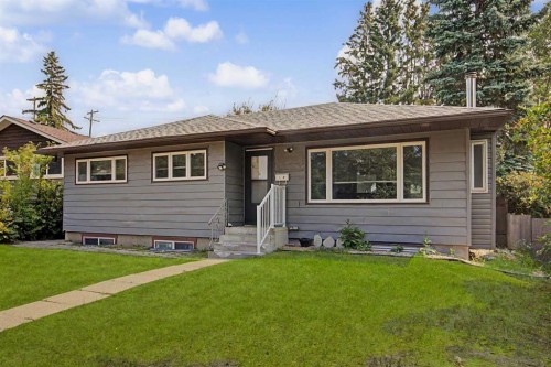 18 Collingwood Place Nw, Calgary, AB - Outdoor