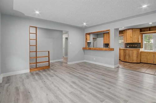 18 Collingwood Place Nw, Calgary, AB - Indoor