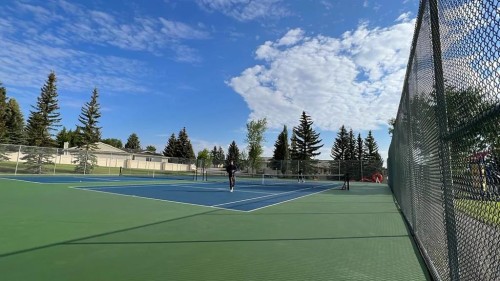 402-30 Shawnee Common Sw, Calgary, AB - Outdoor