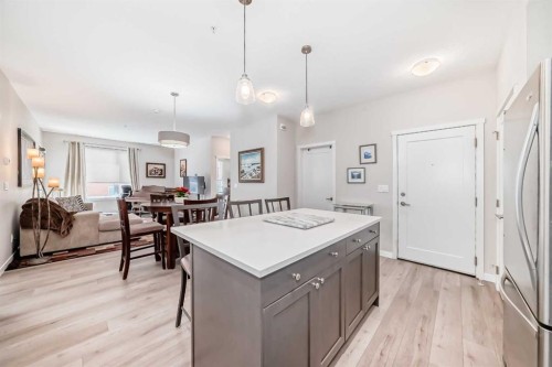 402-30 Shawnee Common Sw, Calgary, AB - Indoor