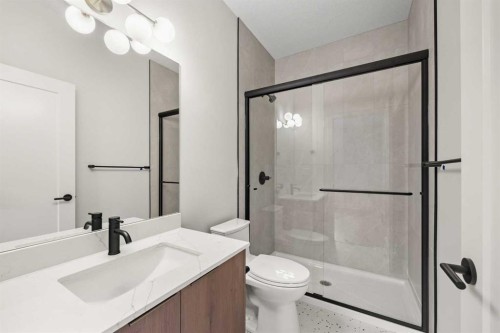 302-67 Panatella Square Nw, Calgary, AB - Indoor Photo Showing Bathroom