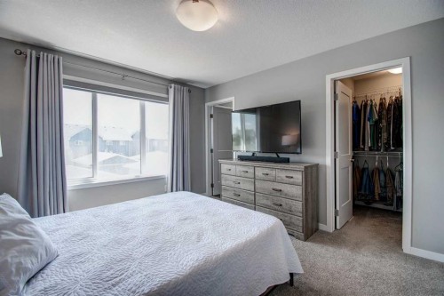 261 Ellen Way, Crossfield, AB - Indoor Photo Showing Bedroom