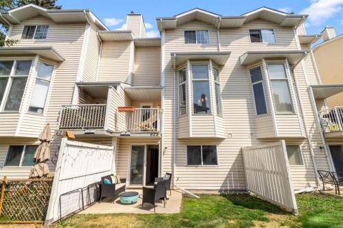623 Hawkstone Manor Nw, Calgary, AB - Outdoor With Balcony