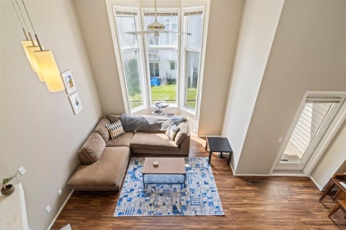 623 Hawkstone Manor Nw, Calgary, AB - Indoor