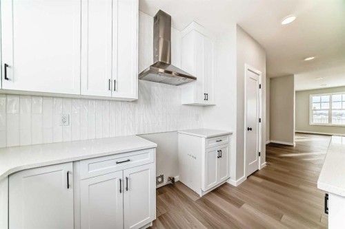828 Sora Boulevard Se, Calgary, AB - Indoor
