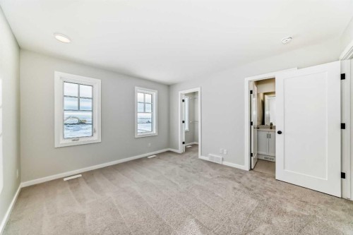 828 Sora Boulevard Se, Calgary, AB - Indoor Photo Showing Other Room